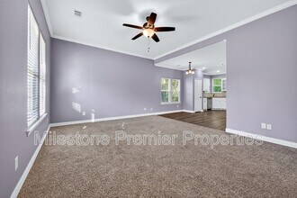 305 W Walker St in Denison, TX - Building Photo - Building Photo