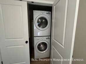 Beautiful 2 Bed Townhome in Sioux Falls in Sioux Falls, SD - Building Photo - Building Photo
