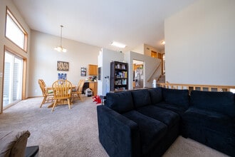 15124 Cimarron Way in Rosemount, MN - Building Photo - Building Photo