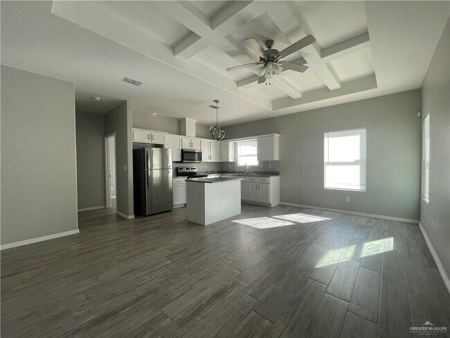 1813 Stauffers St-Unit -4 in Weslaco, TX - Building Photo - Building Photo