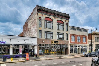1106 Broad St in Augusta, GA - Building Photo - Building Photo