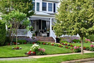 312 Essex Ave in Spring Lake, NJ - Building Photo - Building Photo