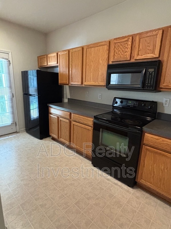 2128 Whispering Way in Charlotte, NC - Building Photo - Building Photo