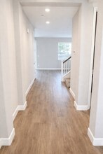 121 Bentwater Loop in Chico, CA - Foto de edificio - Building Photo