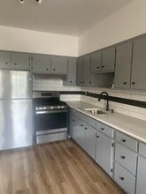 122 W 20th St in Bayonne, NJ - Building Photo - Building Photo