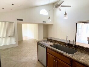 9463 E Jenan Dr in Scottsdale, AZ - Building Photo - Building Photo