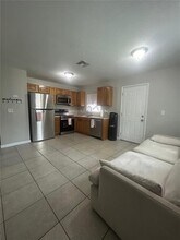 3667 135th Ave N in Largo, FL - Building Photo - Building Photo