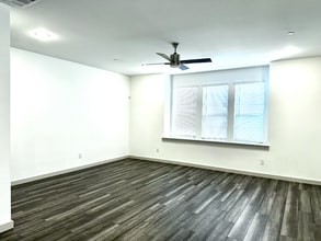 691 Vista Oaks Rd in Lewisville, TX - Building Photo - Building Photo