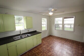 1003 Beam Station Rd in Alice, TX - Building Photo - Building Photo