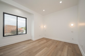 4432 Lancaster Ave in Philadelphia, PA - Building Photo - Building Photo