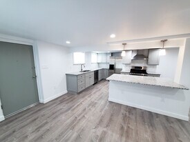 3595 S Bannock St, Unit One-Half in Englewood, CO - Building Photo