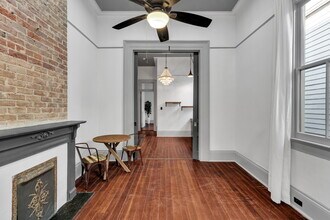 1323 Constance St in New Orleans, LA - Building Photo - Building Photo