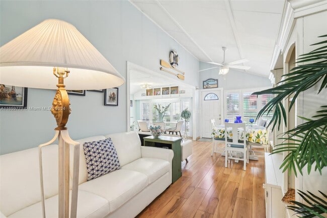 10851 S Ocean Dr in Jensen Beach, FL - Building Photo - Building Photo