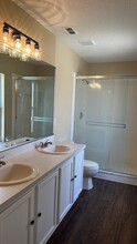 15203 Starleigh Rd in Winter Garden, FL - Foto de edificio - Building Photo