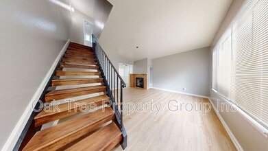 625 F St in Petaluma, CA - Building Photo - Building Photo