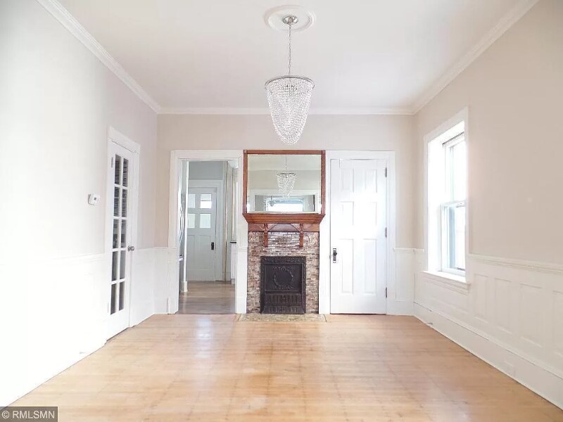 1900 Columbus Ave. in Minneapolis, MN - Foto de edificio