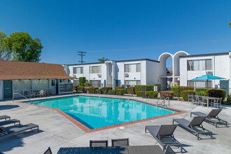 The Arches Apartments in El Cajon, CA - Building Photo - Building Photo