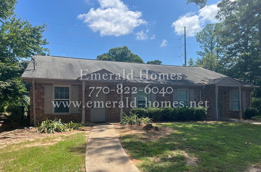 544-546 Charleston Ln in Lawrenceville, GA - Foto de edificio