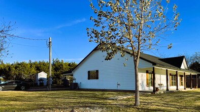 713 Overlook Dr in Cleburne, TX - Building Photo - Building Photo