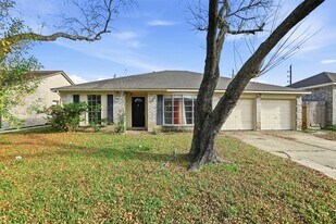 10306 Jillana Kaye Dr in Houston, TX - Building Photo