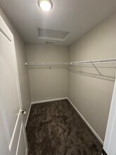 40 Sand Ridge Ct in Lebanon, OR - Building Photo - Building Photo