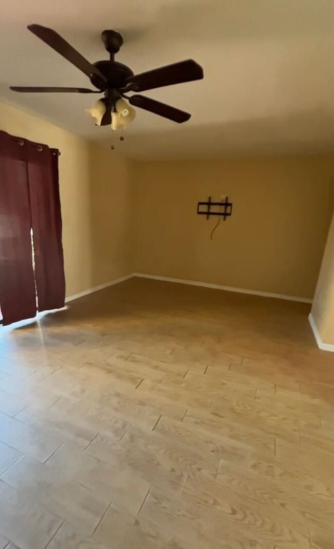 2777 N Poinciana Blvd in Kissimmee, FL - Building Photo - Building Photo