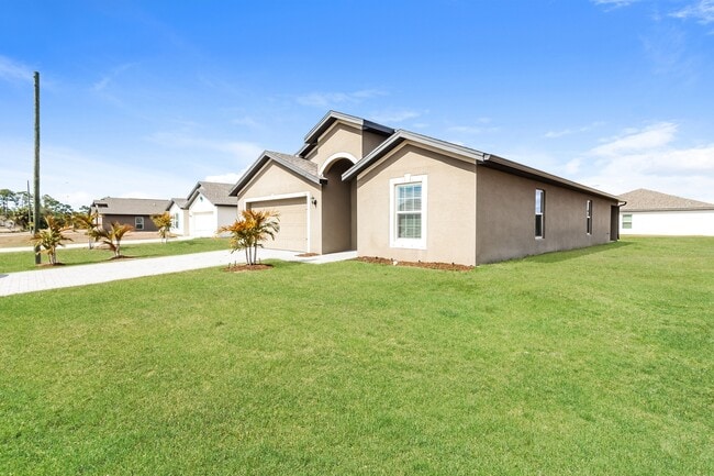 885 Youngreen Dr, Unit D1 in Ft. Myers, FL - Foto de edificio - Building Photo