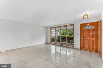 400 Kennerly Rd in Springfield, PA - Building Photo - Building Photo