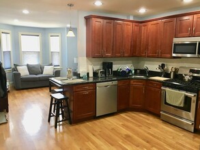 6 Walk Hill St, Unit #1 in Boston, MA - Building Photo - Building Photo