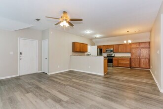 825 Cruise St in Denton, TX - Building Photo - Building Photo