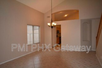 7141 W Potter Dr in Glendale, AZ - Building Photo - Building Photo