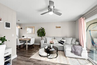 3535 Madison Ave in San Diego, CA - Building Photo - Building Photo