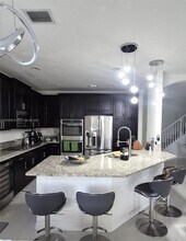 8760 NW 102nd Ct in Doral, FL - Building Photo - Building Photo