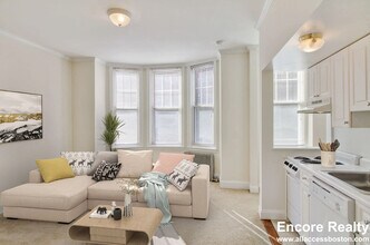 1223 Beacon St in Brookline, MA - Building Photo - Building Photo