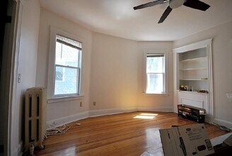 55 Beech Glen St, Unit 2 in Boston, MA - Foto de edificio - Building Photo