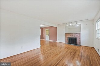7623 Highland St in Springfield, VA - Building Photo - Building Photo
