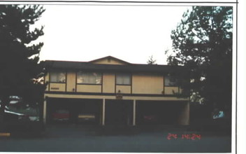 Stevens Place I in Edmonds, WA - Foto de edificio - Building Photo