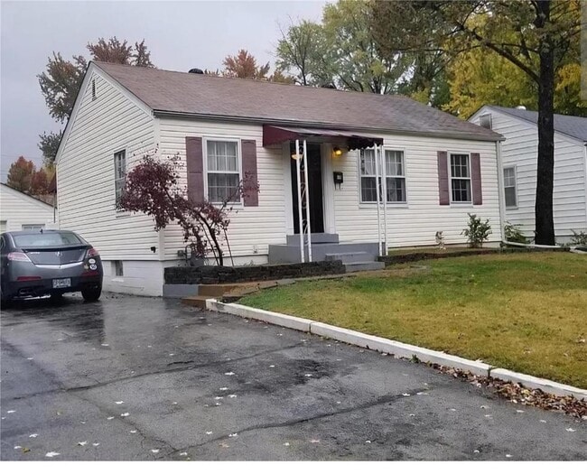 property at 95 Derhake Rd