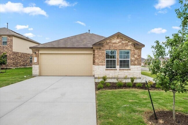 104 Winged Foot Ct in San Marcos, TX - Building Photo - Building Photo