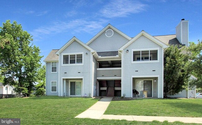 14002 Lord Marlborough Pl in Upper Marlboro, MD - Foto de edificio - Building Photo