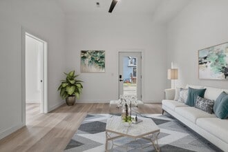 308 Oak St, Unit 101 in Slinger, WI - Building Photo - Building Photo