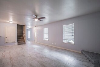 202 Live Oak Dr in Harker Heights, TX - Building Photo - Building Photo
