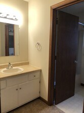 3106 Chatham Dr in Urbana, IL - Building Photo - Building Photo