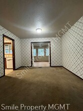 16834 NE Pacific Dr in Portland, OR - Building Photo - Building Photo