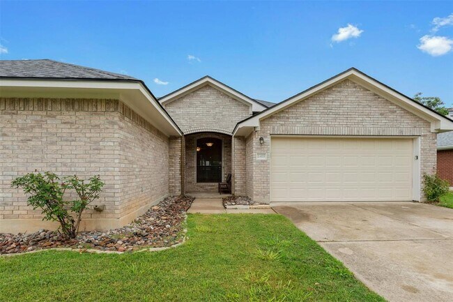 property at 2419 Chestnut Path