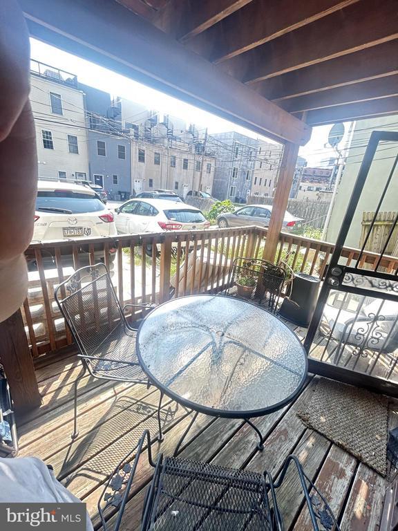 property at 1710 W Girard Ave