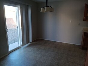 7801 Chaco Mesa Loop NW in Albuquerque, NM - Building Photo - Building Photo