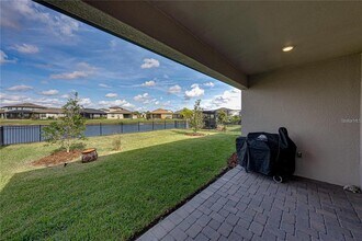 34155 Evergreen Hill Ct in Zephyrhills, FL - Building Photo - Building Photo