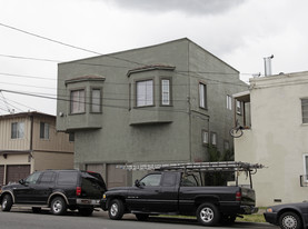 2696 Havenscourt Blvd in Oakland, CA - Foto de edificio - Building Photo