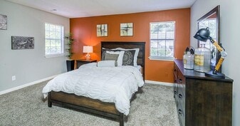 Woodwinds in Aiken, SC - Building Photo